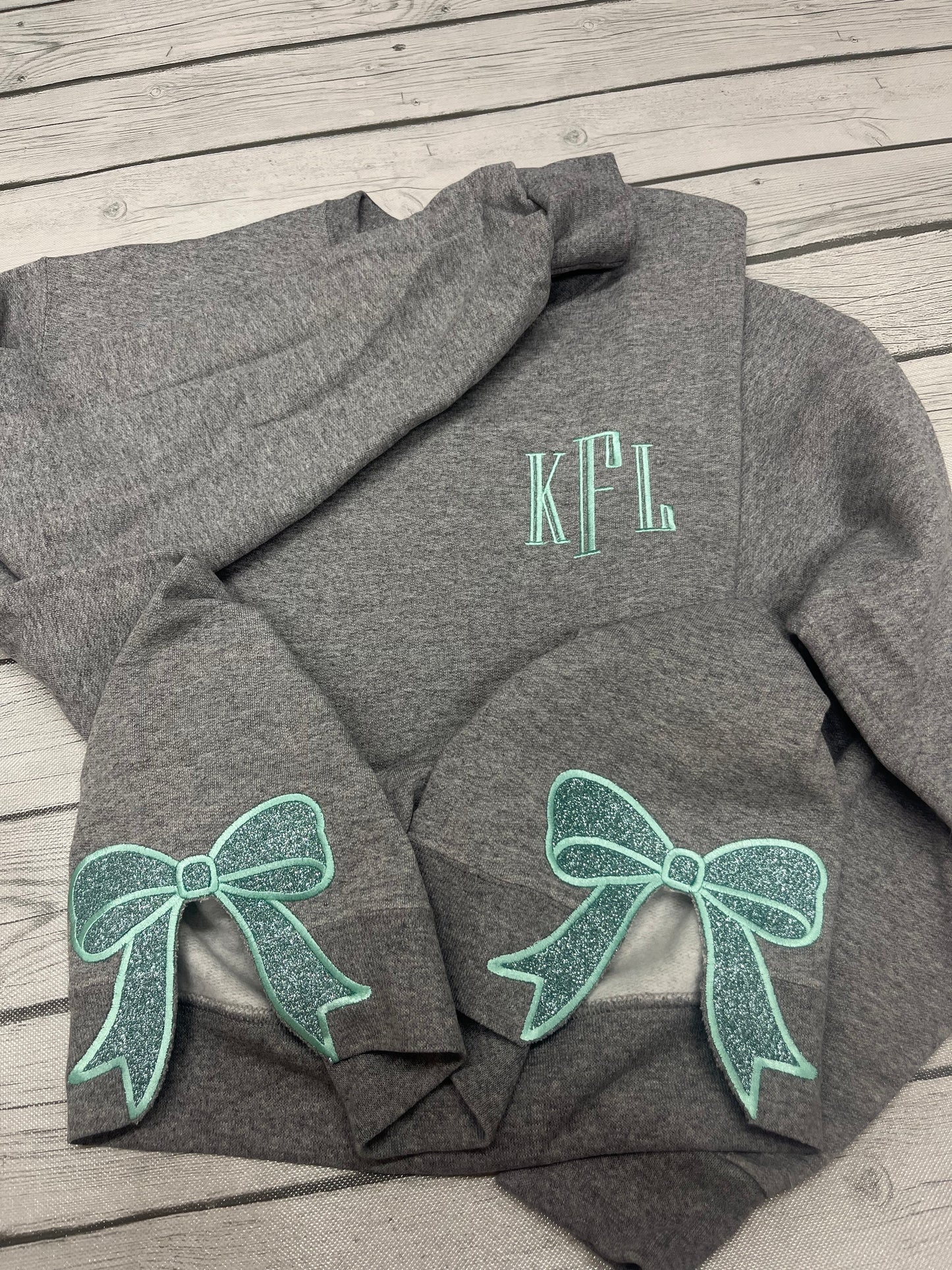 Embroidered Side Bow Glitter Crewneck